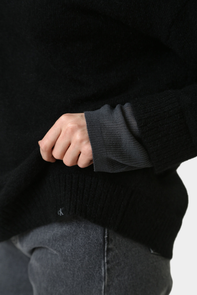 J20J224636 свитер calvin klein jeans 