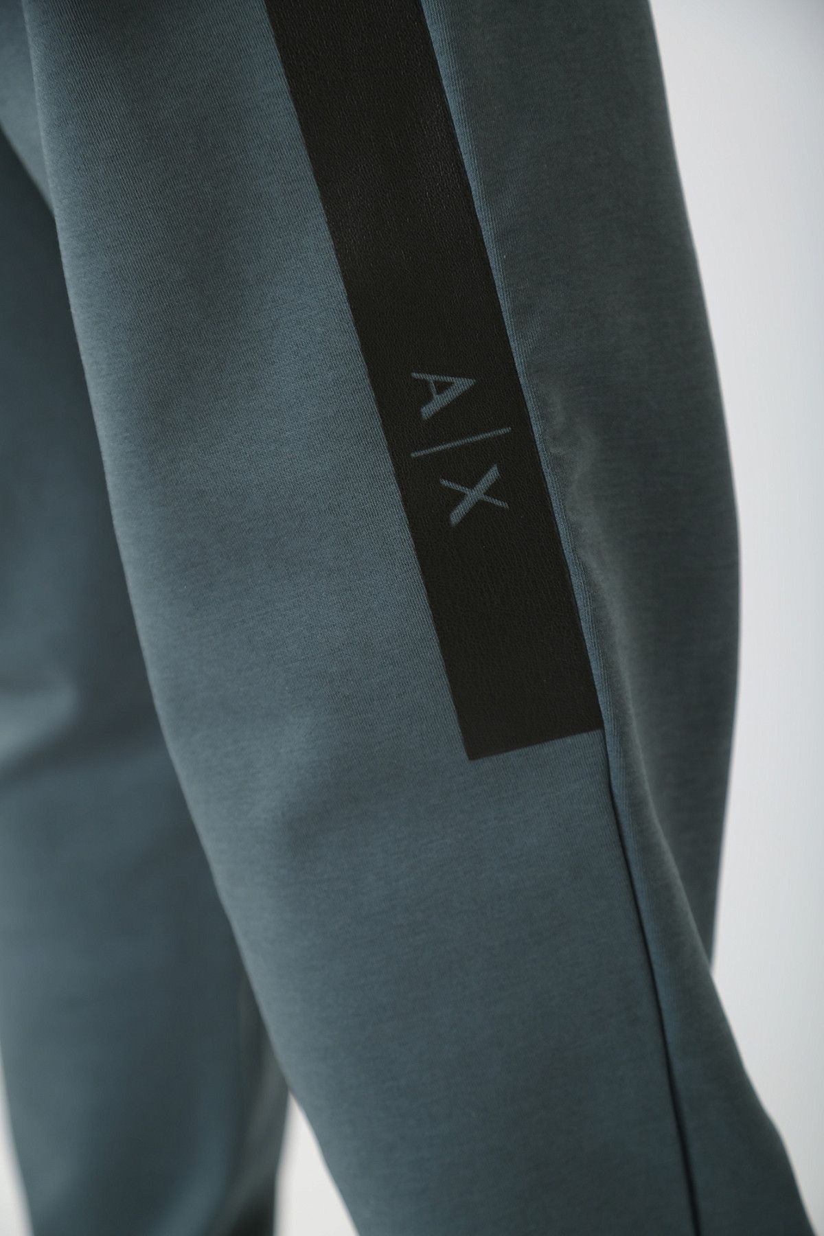 Брюки спортивные Armani Exchange Зеленый