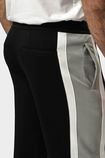 Брюки спортивные Armani Exchange - купить спортивные брюки Armani Exchange в интернет-магазине, цены в Москве и Краснодаре - Мёд