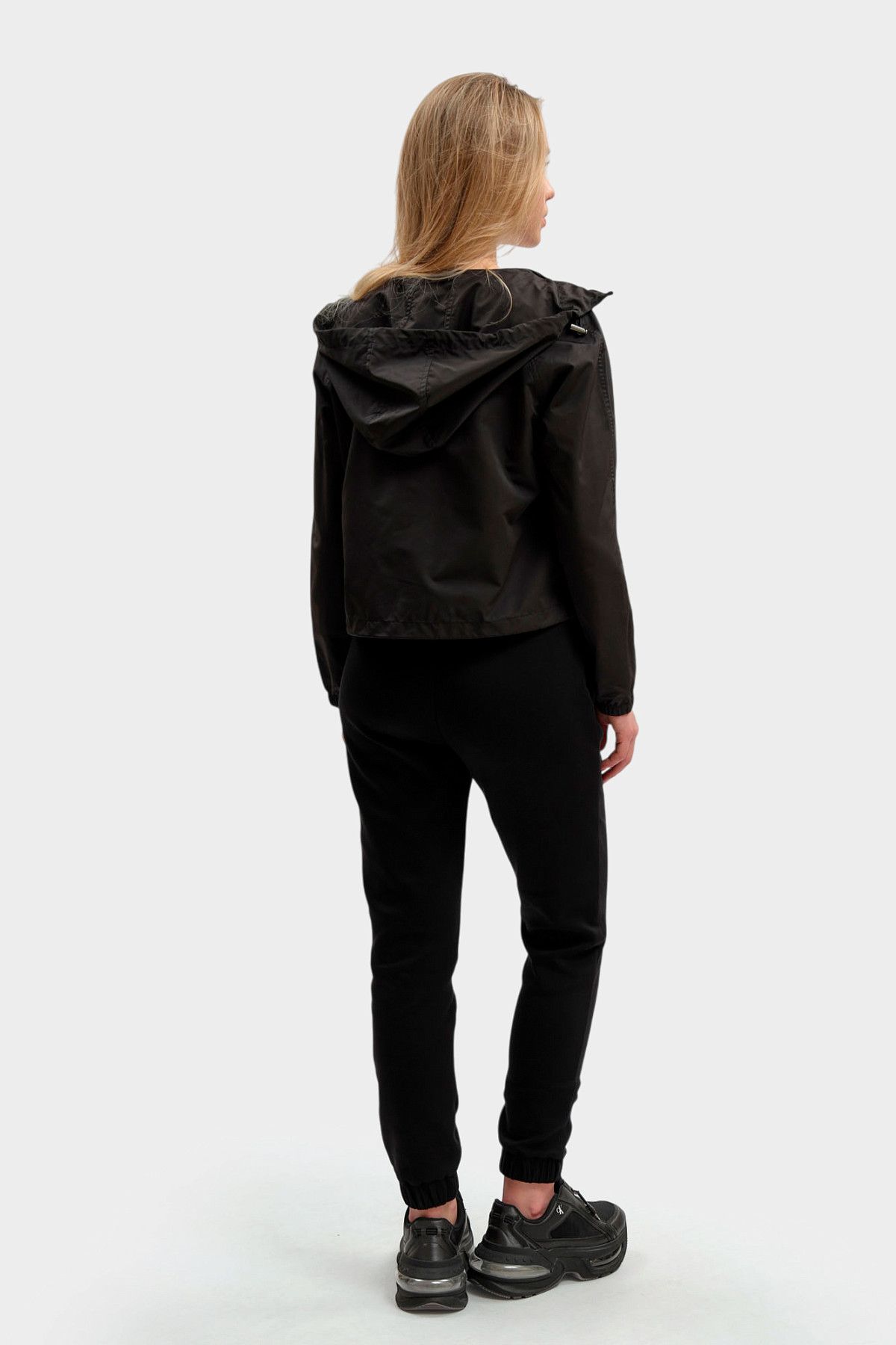 Брюки Armani Exchange Черный