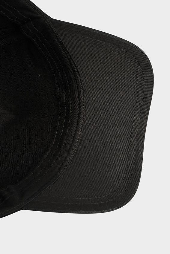 Кепка Armani Exchange Черный