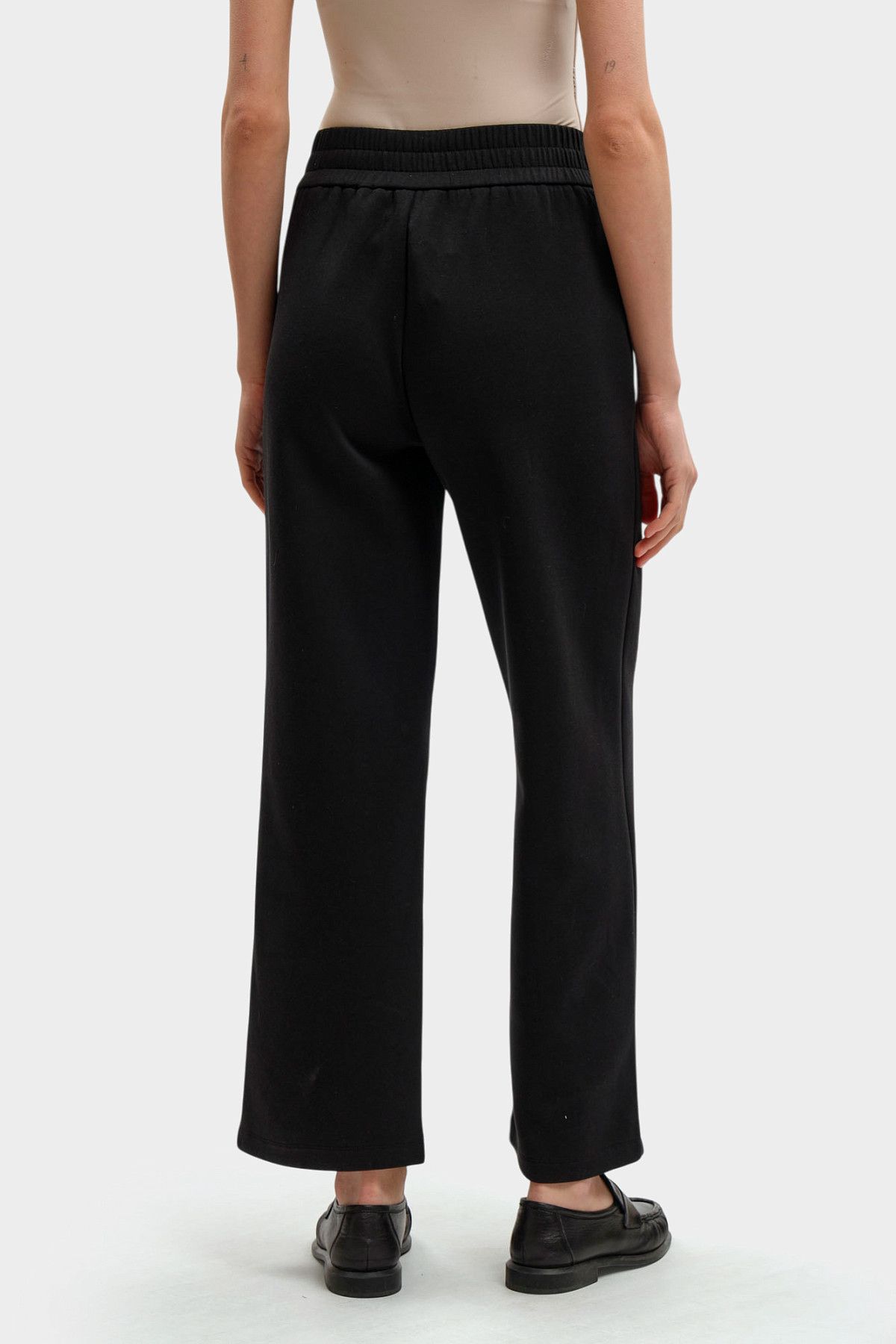 Брюки Armani Exchange Черный