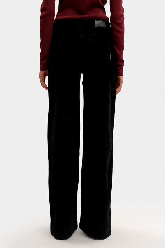 Джинсы Armani Exchange