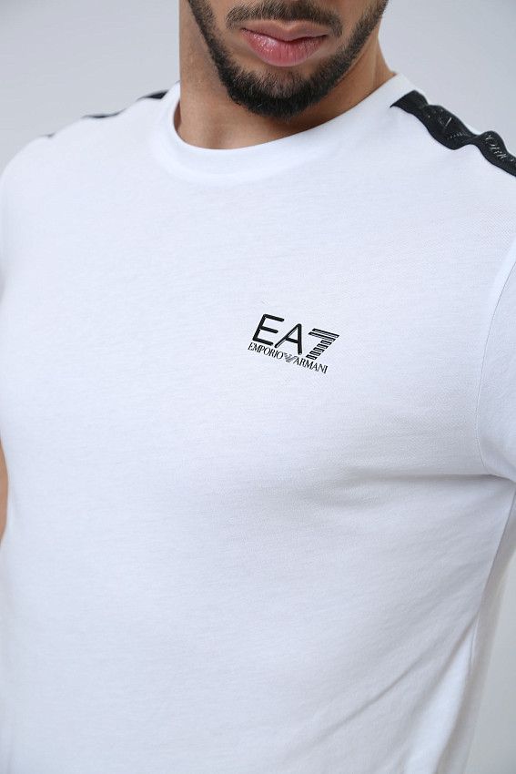 Футболка EA7 Белый