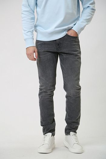 Джинсы SLIM TAPERED  Calvin Klein Jeans
