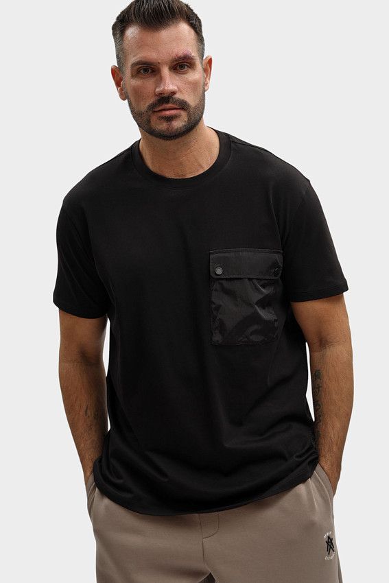 Футболка Armani Exchange Черный