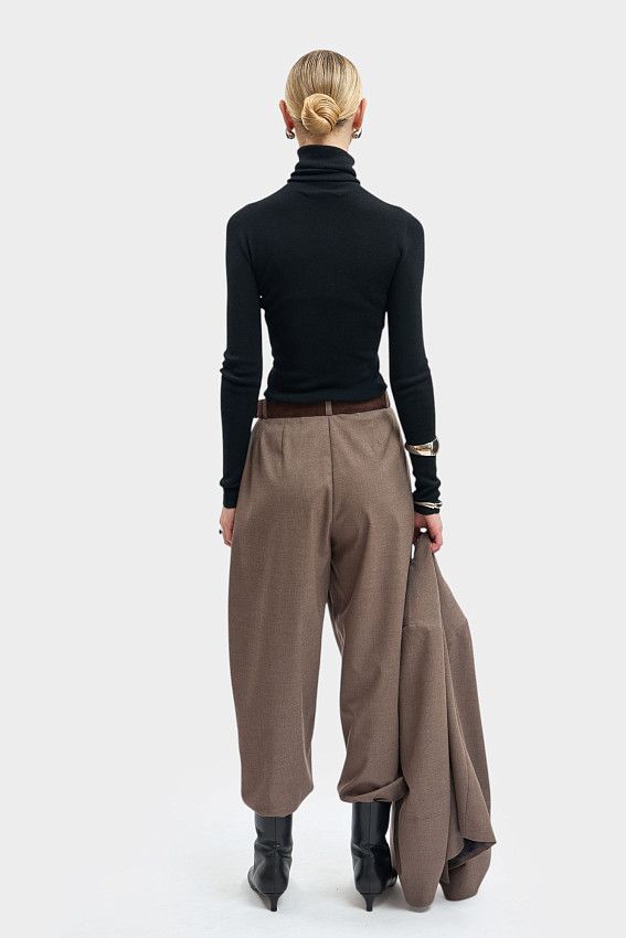 Джемпер The Hills Черный