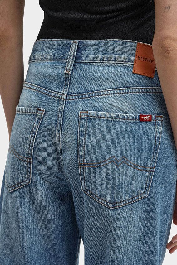 Джинсы Mustang