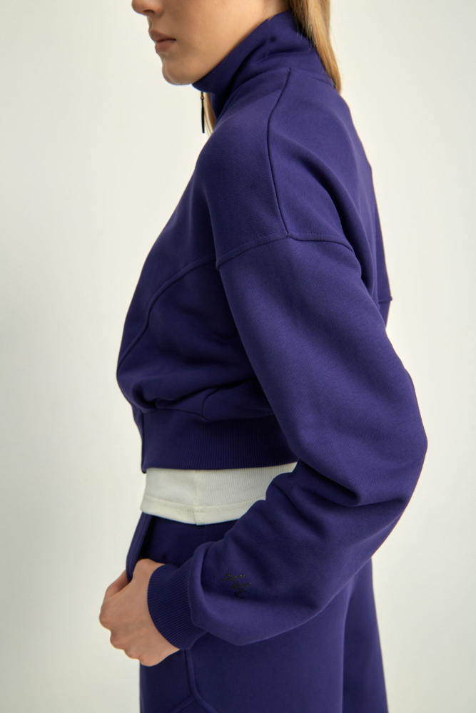 W-241-P-11-0091 тректоп the hills 