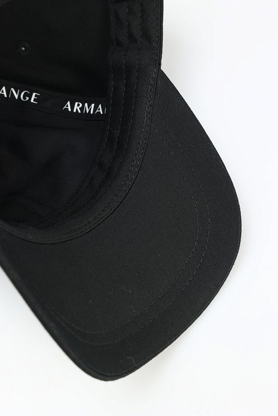 Кепка Armani Exchange Черный
