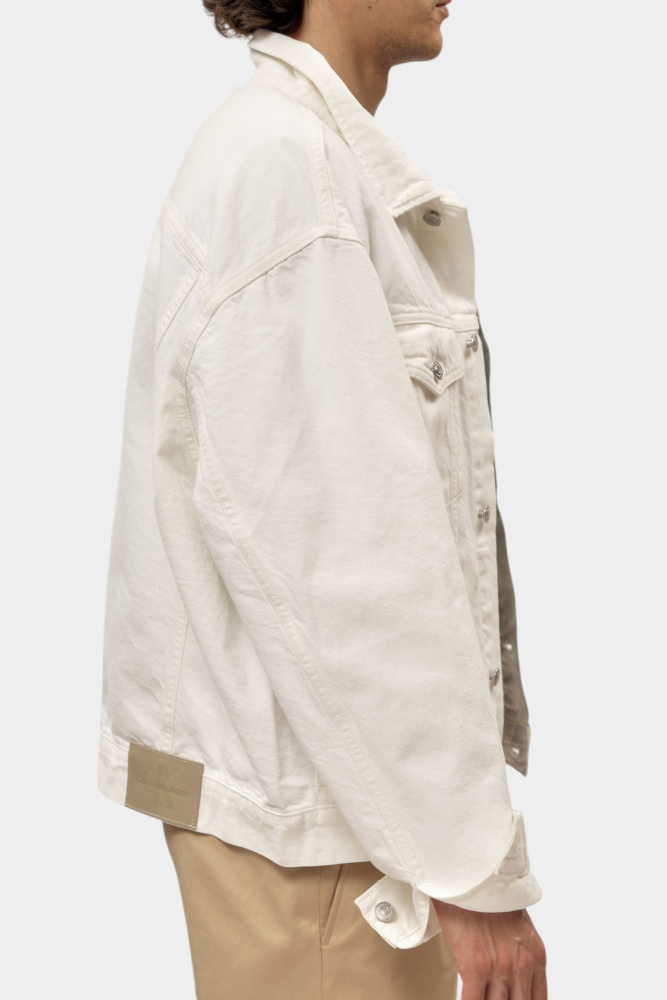 J30J327586 Куртка джинсовая Calvin Klein Jeans Молочный