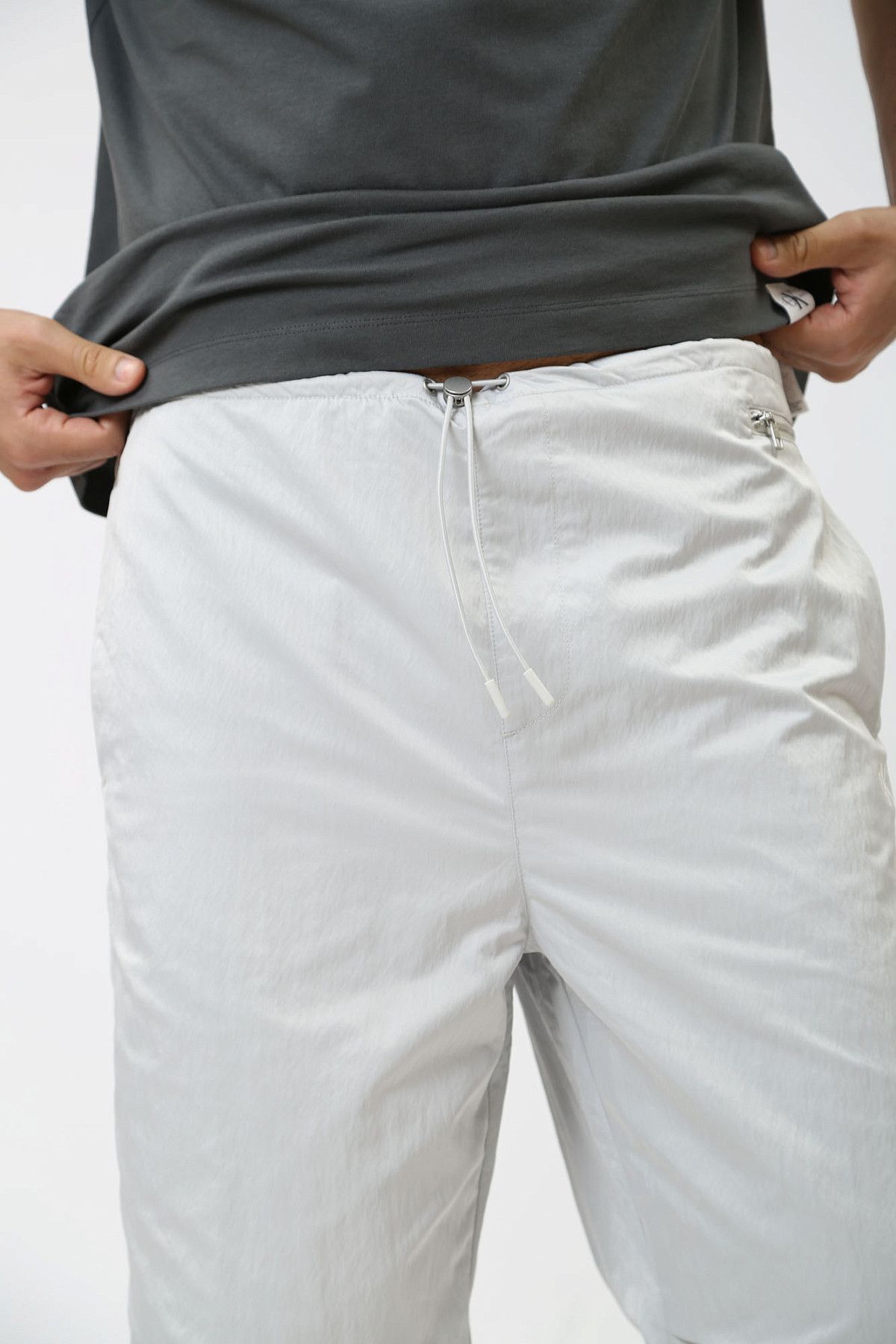 Брюки Calvin Klein Jeans Серый