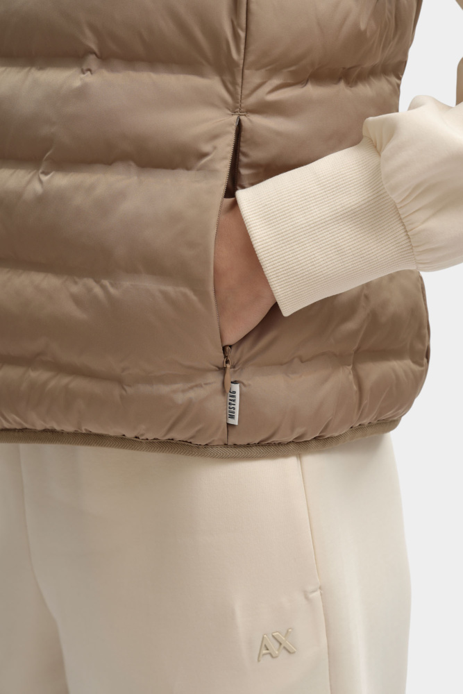 1017576 жилет mustang 