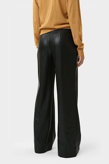 Брюки кожаные Armani Exchange