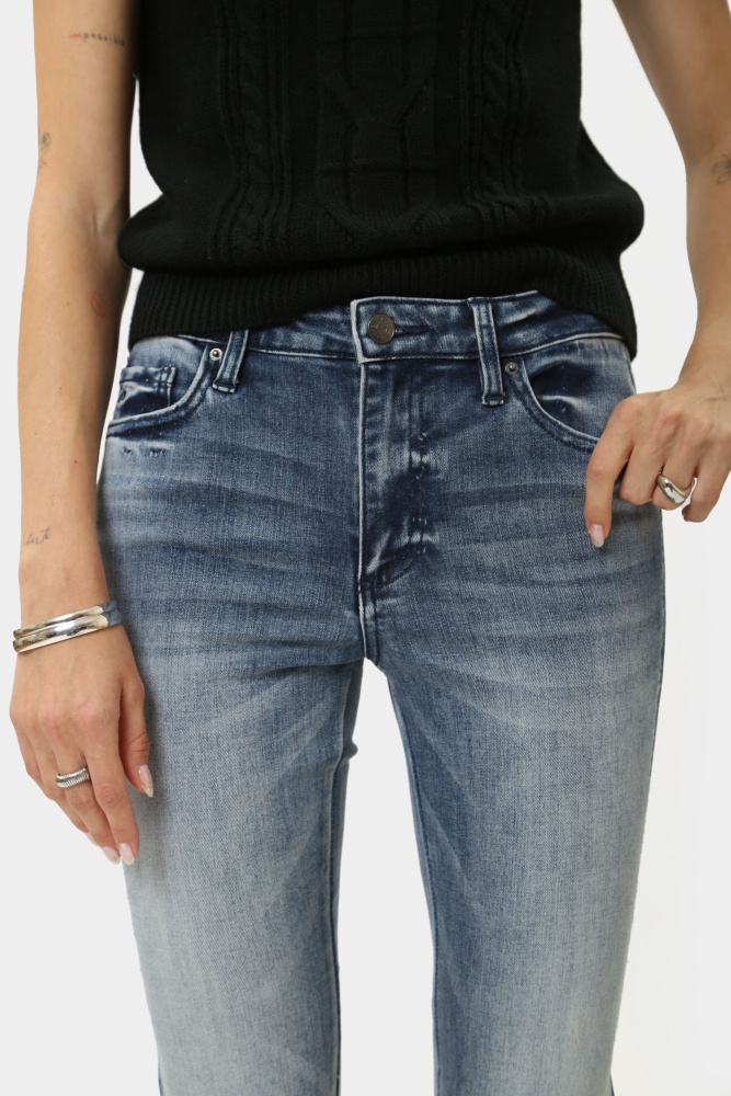 3DYJ22_Y15EZ брюки джинсовые armani exchange 