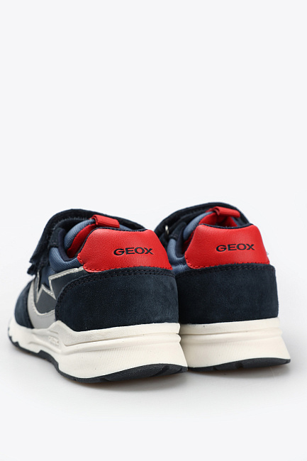 Кроссовки Geox