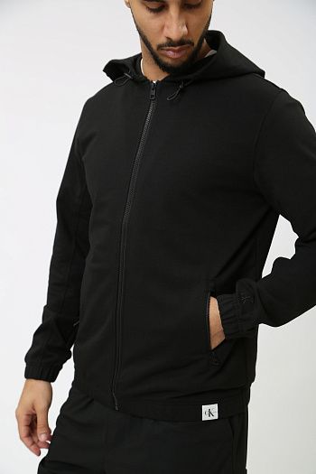 Худи Armani Exchange