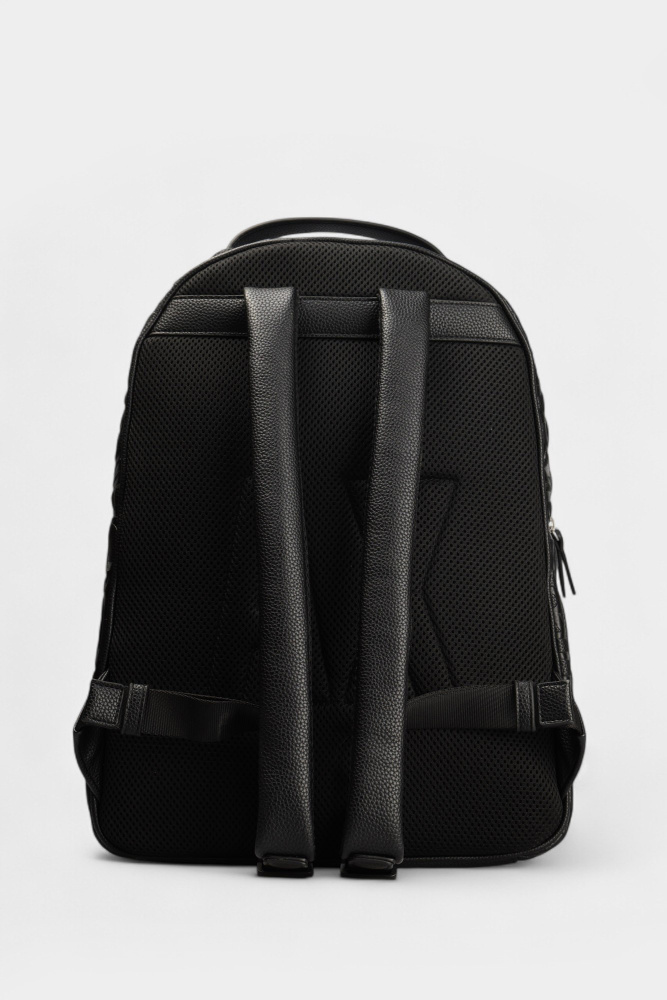 XW001922_AF15774 Рюкзак Armani Exchange Черный