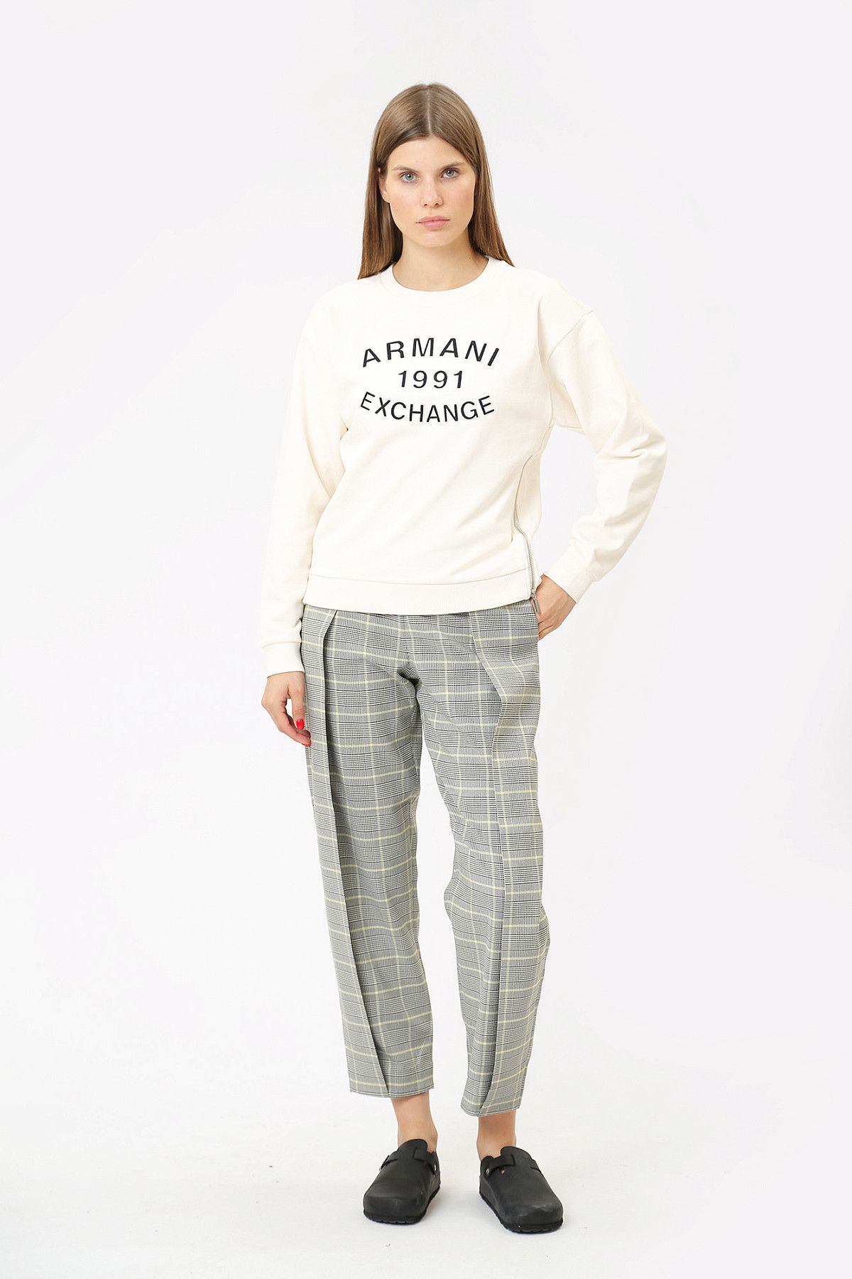 Свитшот Armani Exchange Белый