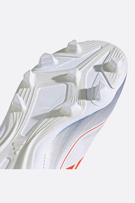 Бутсы Adidas