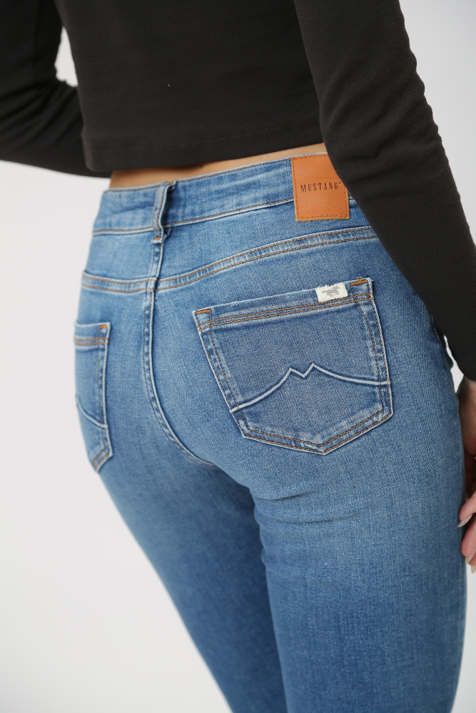 1013585-5000 брюки джинсовые mustang 