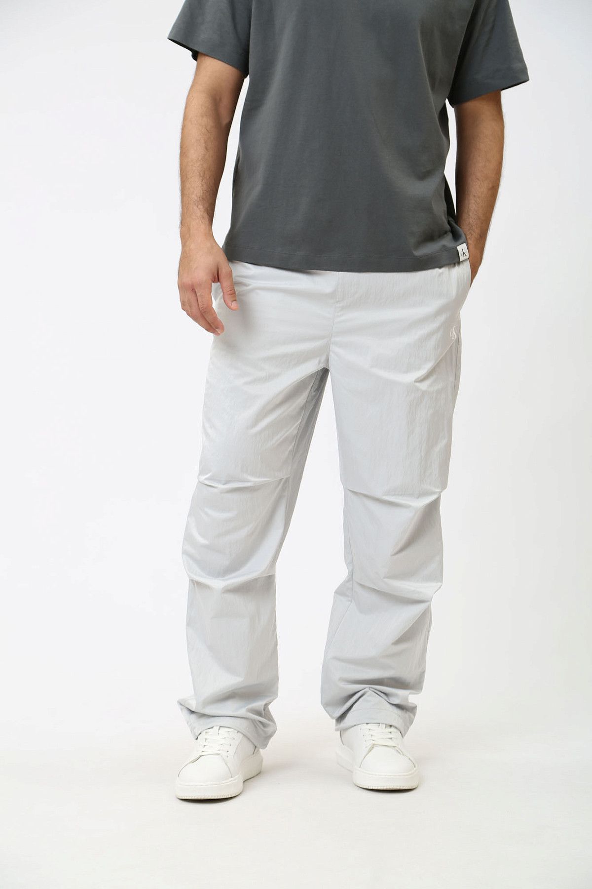 Брюки Calvin Klein Jeans Серый