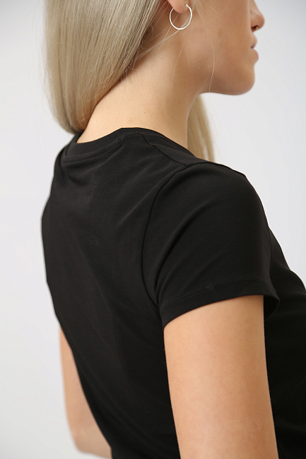 Футболка Armani Exchange