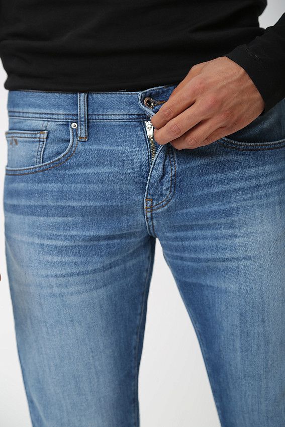 Брюки джинсовые Armani Exchange
