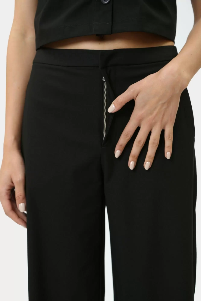 J20J223595 брюки calvin klein jeans 