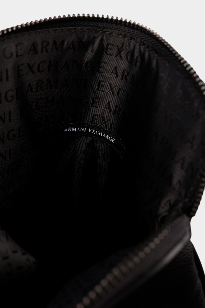 XM002586_AF22651 Сумка Armani Exchange Черный