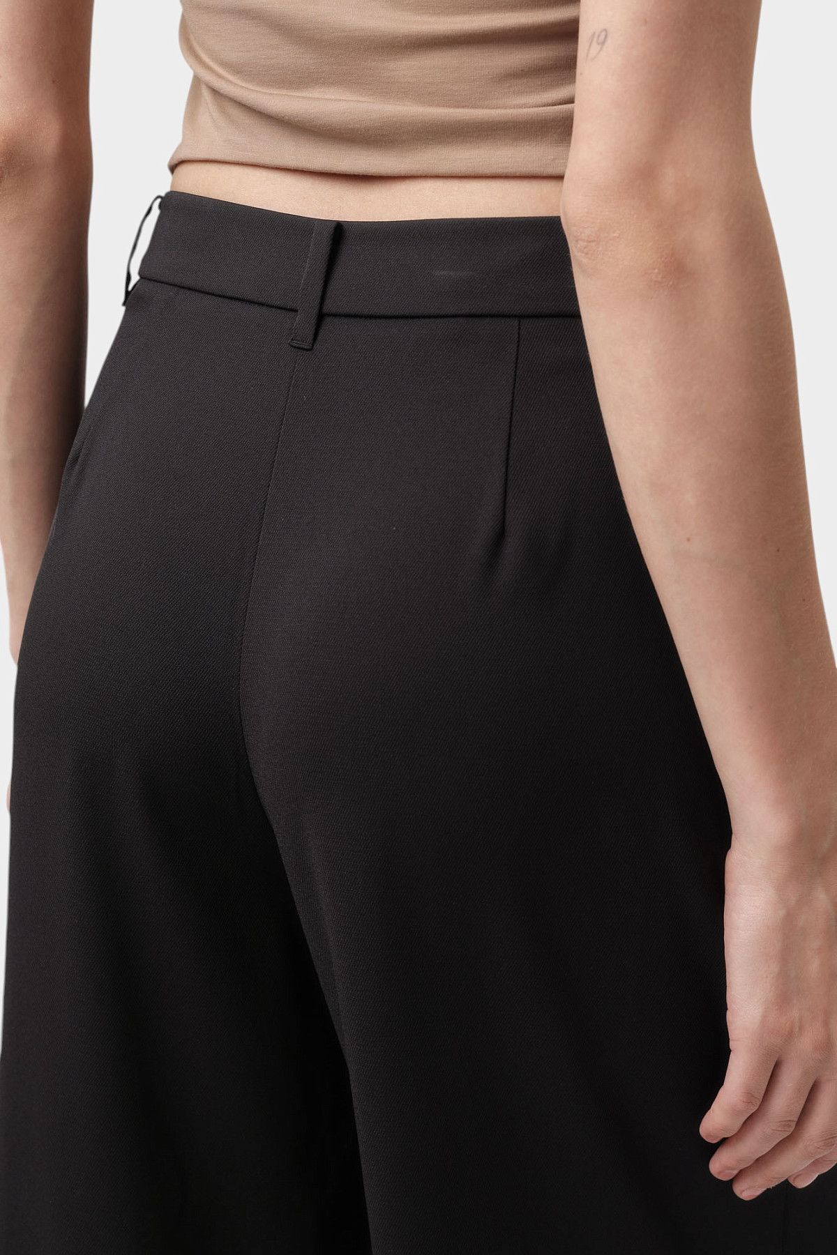 Брюки Armani Exchange Черный
