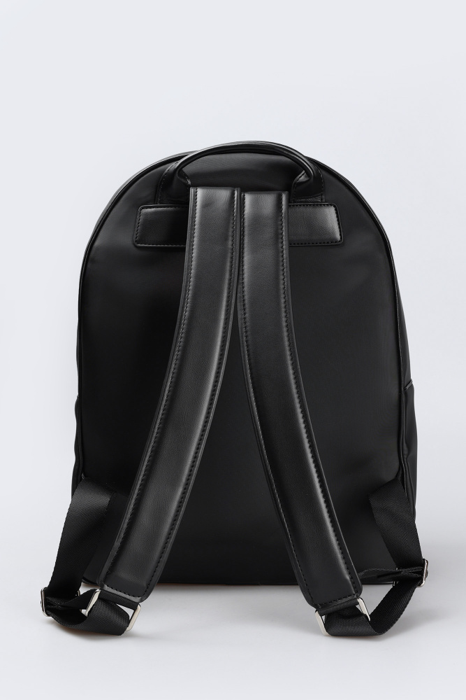 533113_805908 Рюкзак Karl Lagerfeld Черный