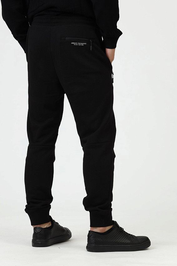 Брюки спортивные джоггеры Armani Exchange Черный