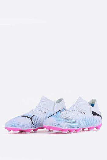 Футбольные бутсы Puma