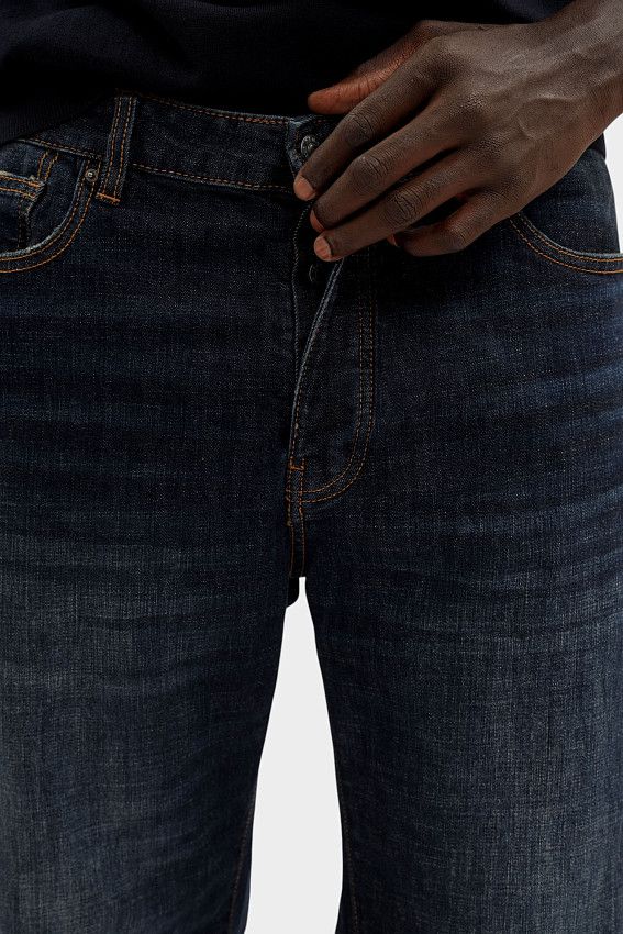 Джинсы Armani Exchange