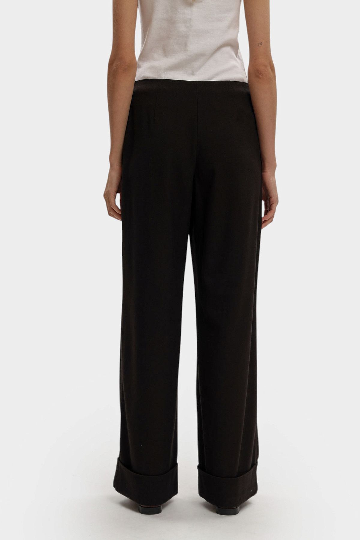 Брюки Armani Exchange Черный