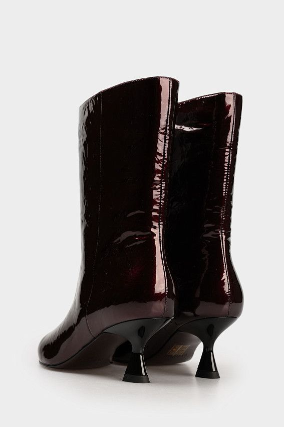 Ботильоны закрытые Red Pin