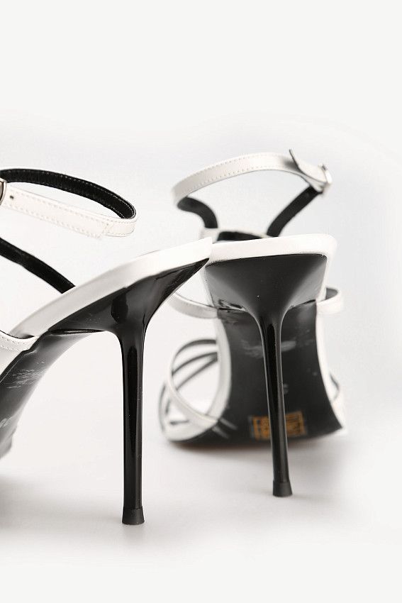 Босоножки The Hills