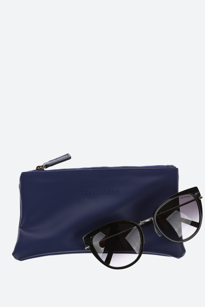 Trussardi-533 Очки с футляром Trussardi Черный