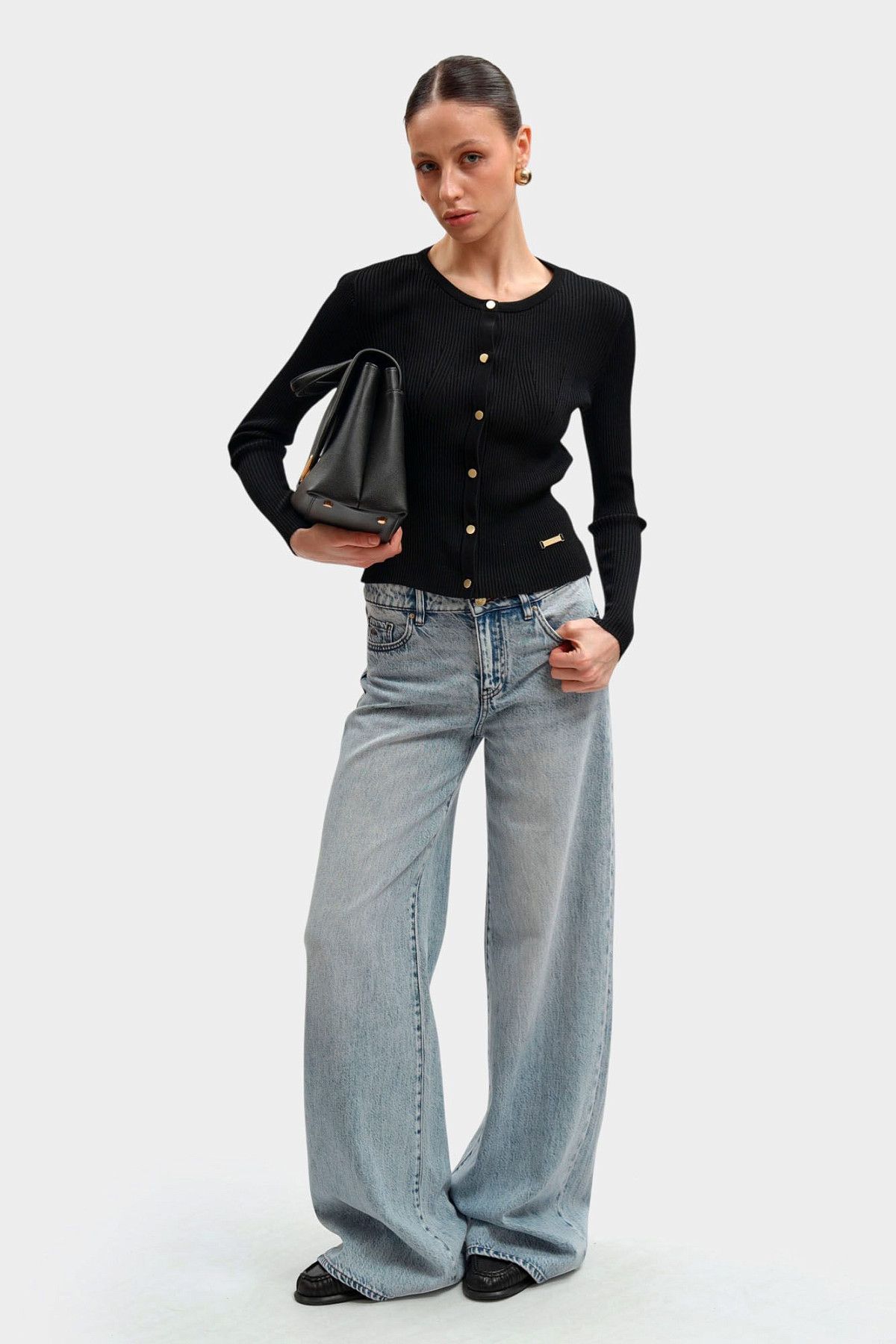 Джинсы Armani Exchange