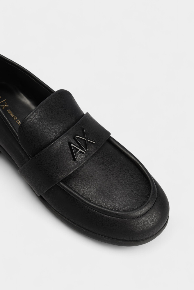 XW001635_AF13876 Лоферы Armani Exchange Черный