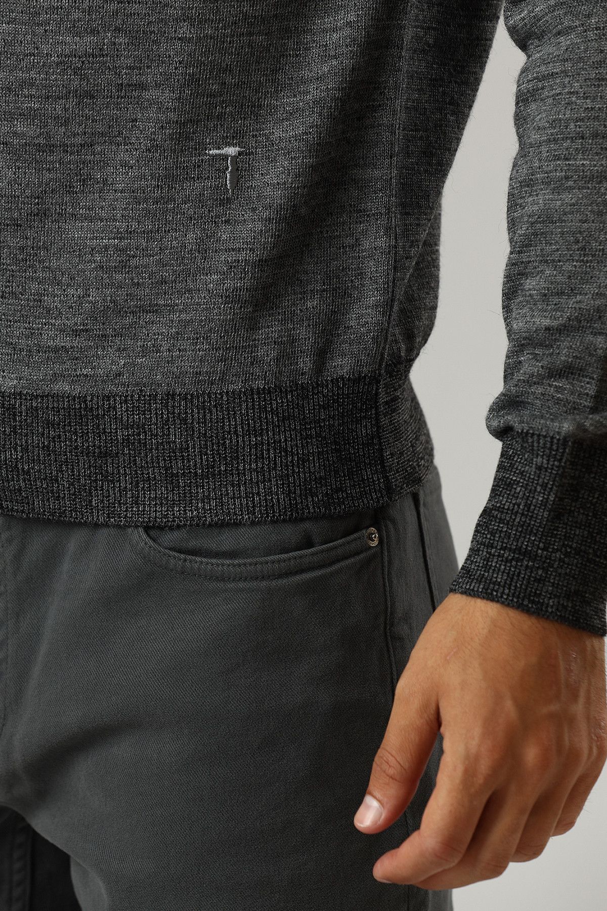 Водолазка Trussardi Серый