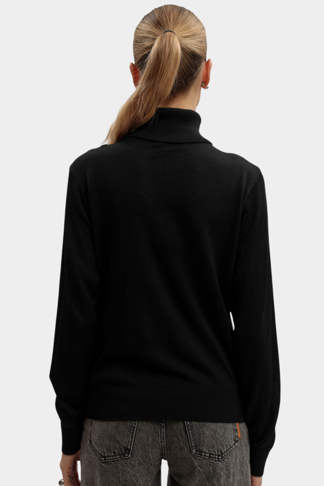 XW001440_AF11896 водолазка armani exchange 