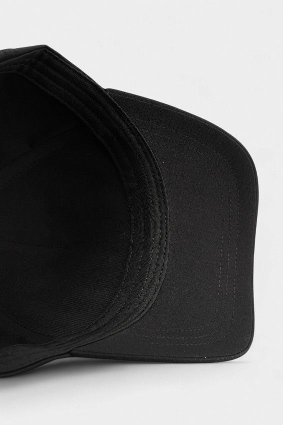 Кепка Karl Lagerfeld Черный