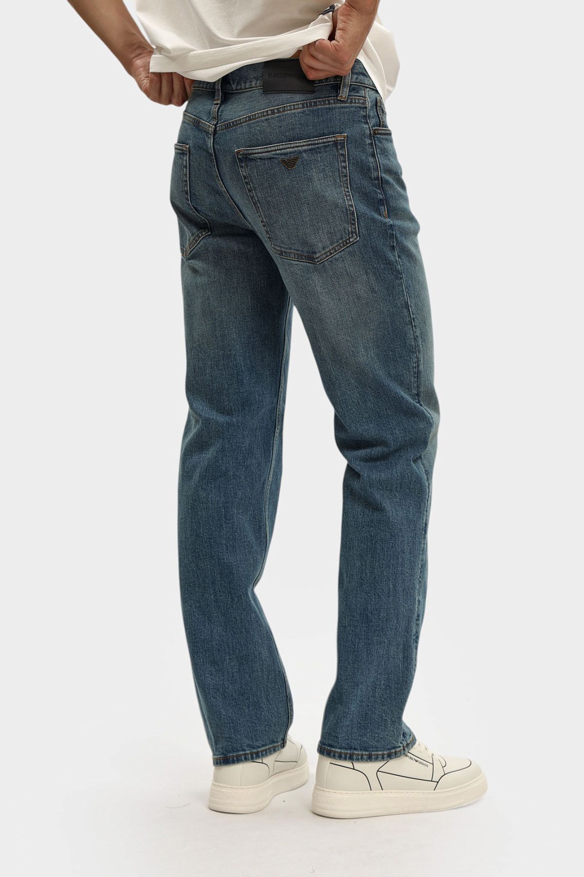 Джинсы Emporio Armani