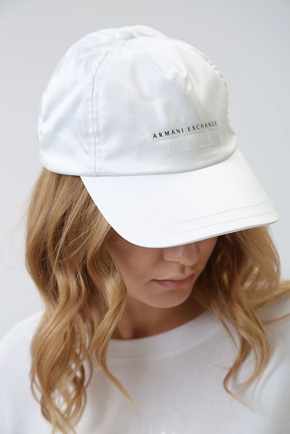 Кепка Armani Exchange Белый