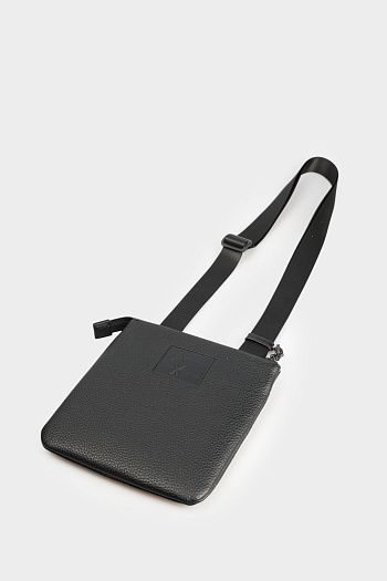 Сумка Armani Exchange