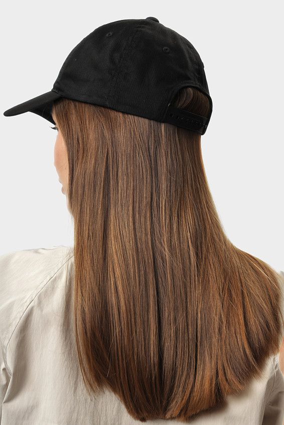 Кепка Armani Exchange Черный