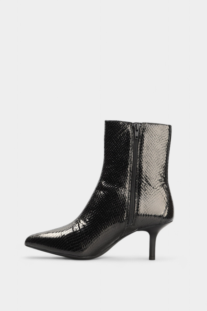 D56YBB000KY Ботильоны Geox Черный