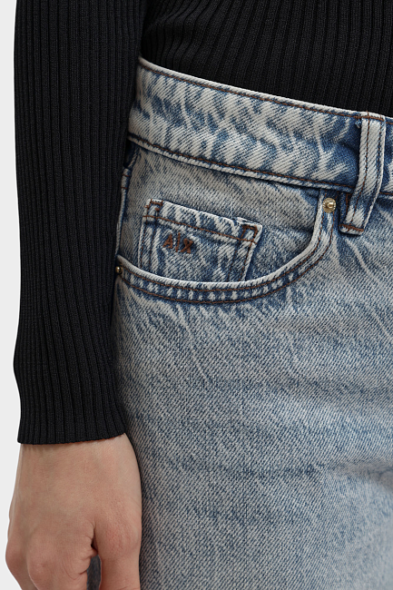 Джинсы Armani Exchange